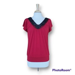 Wrapper Red/Black V Neck Embellished Short Sleeve Blouse. Size Med
